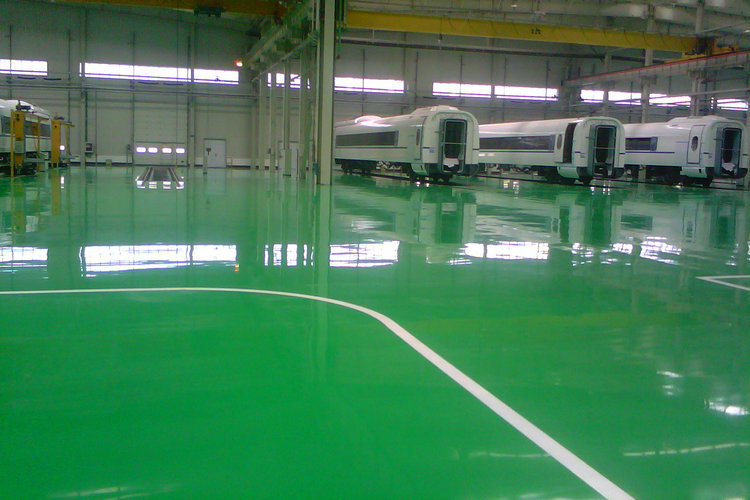 環氧地坪漆施工過程中為什么會出現滲色現象？