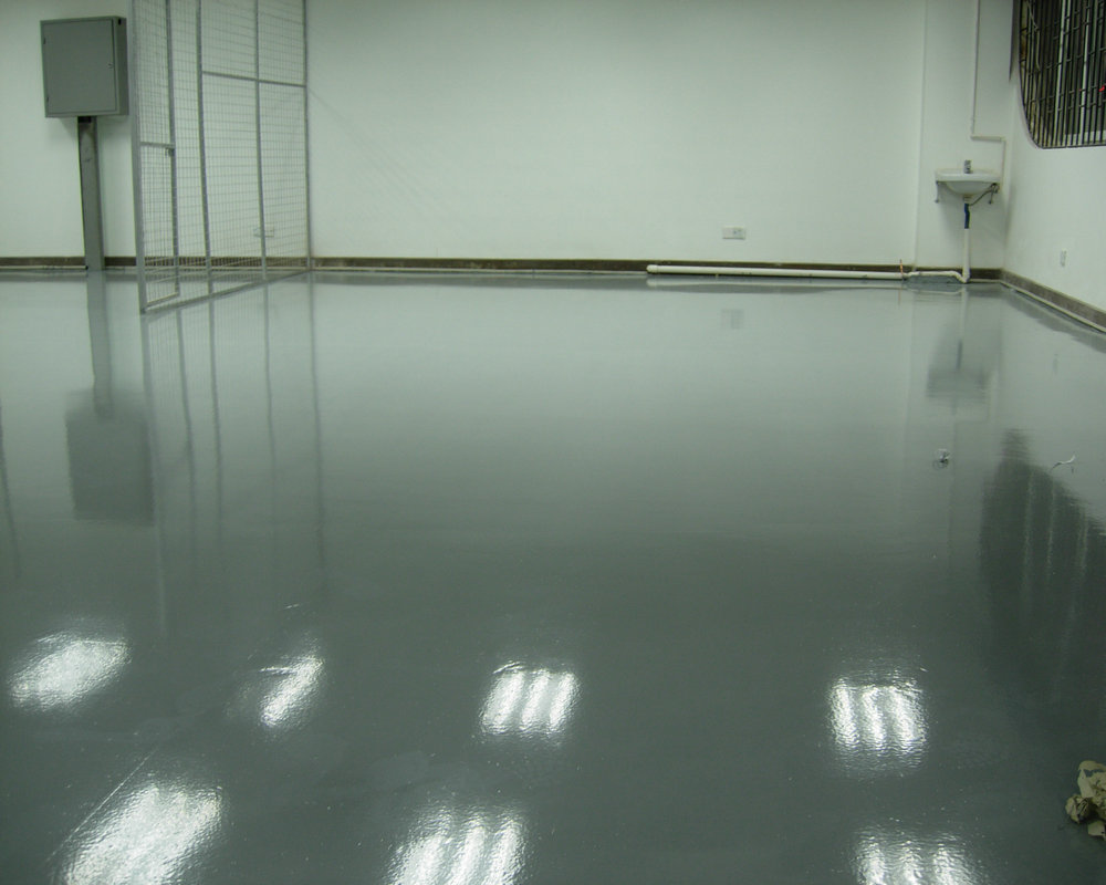 環氧樹脂地坪漆施工中出現基層裂縫原因和修復辦法？